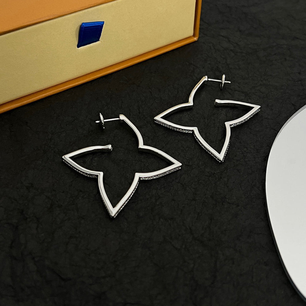 18K Louis Vuitton Debuts Blossom Earrings